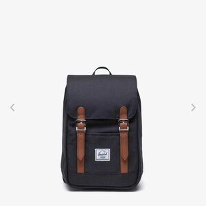 Herschel retreat mini backpack new with tags snap button drawstring closure